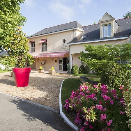 Logis Auberge Bienvenue Doué-la-Fontaine Eksteriør bilde