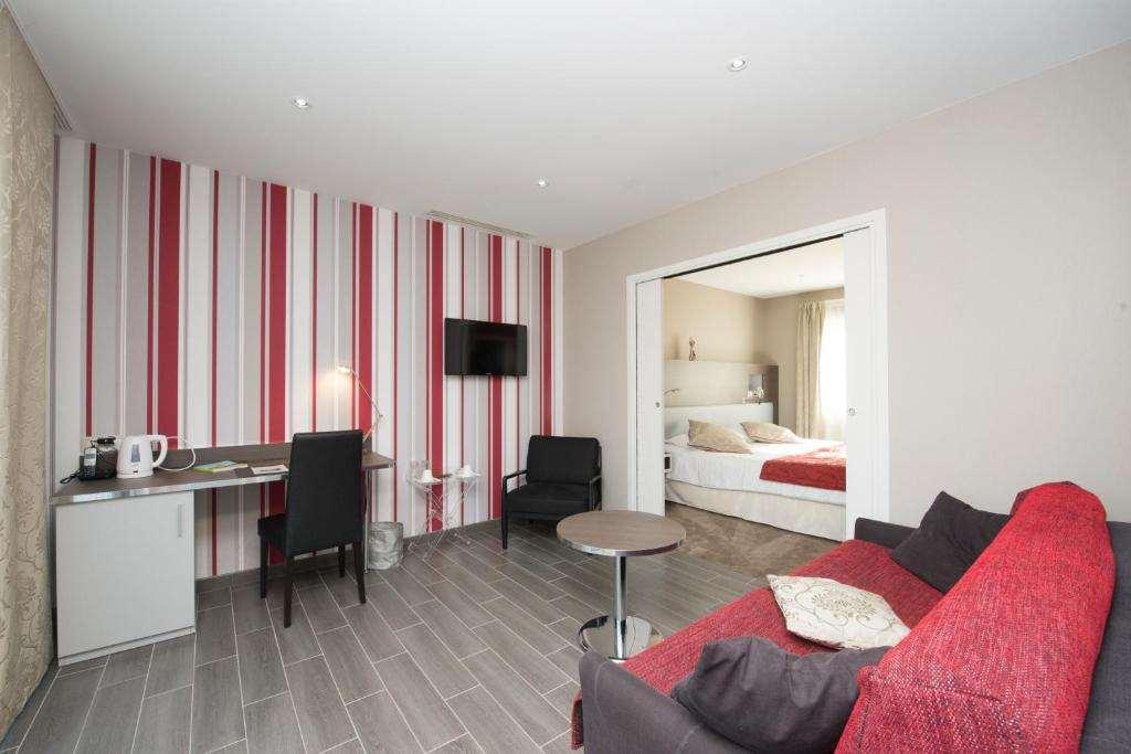 Logis Auberge Bienvenue Doué-la-Fontaine Rom bilde