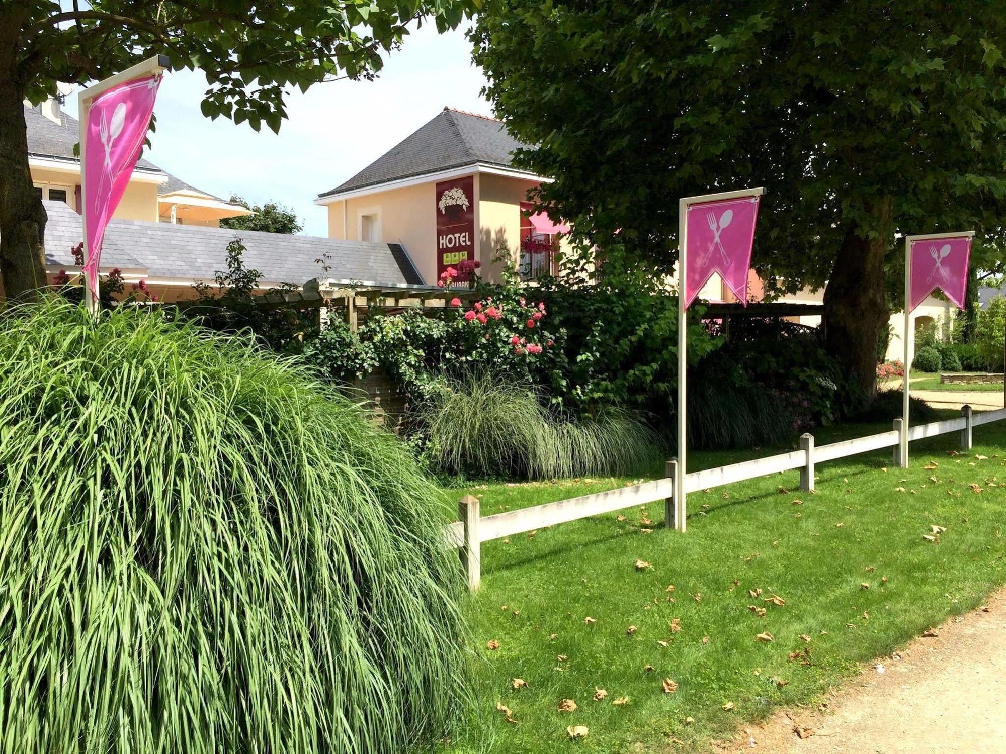 Logis Auberge Bienvenue Doué-la-Fontaine Eksteriør bilde