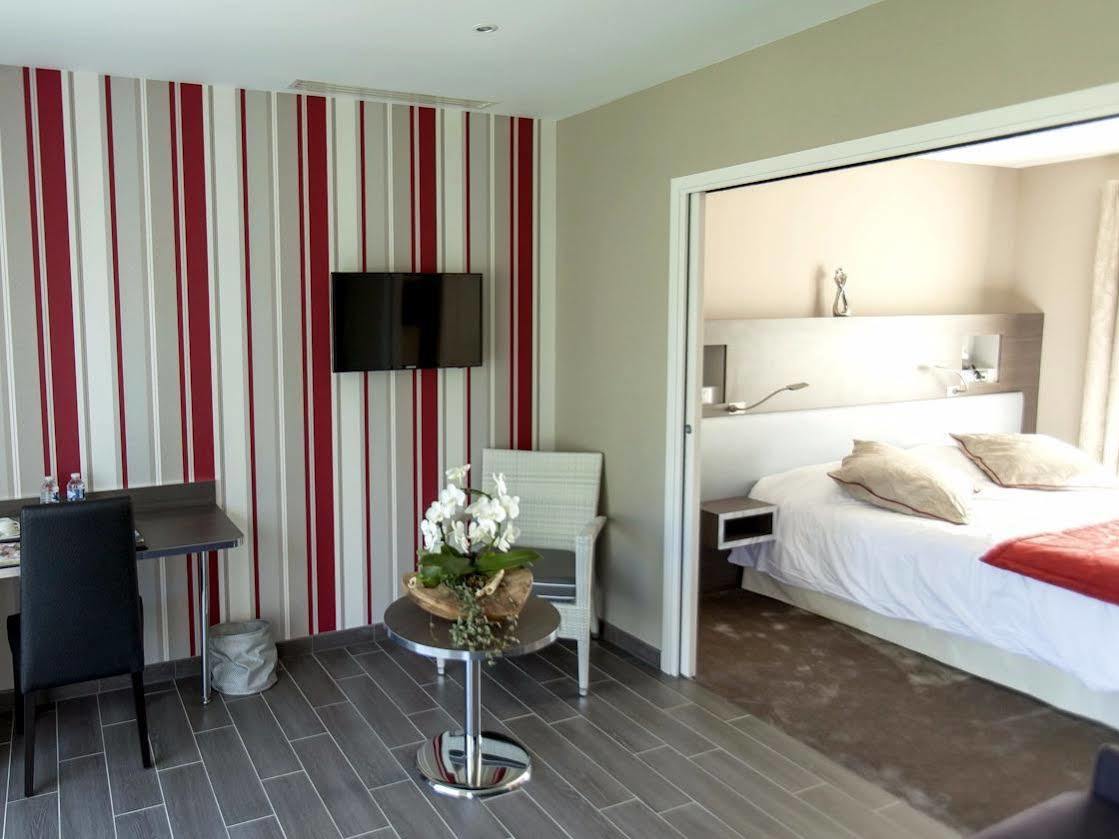 Logis Auberge Bienvenue Doué-la-Fontaine Eksteriør bilde