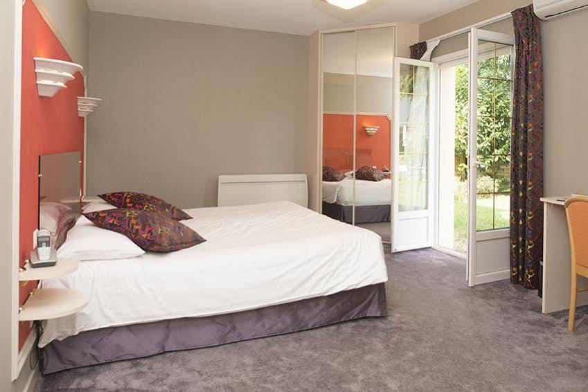 Logis Auberge Bienvenue Doué-la-Fontaine Eksteriør bilde